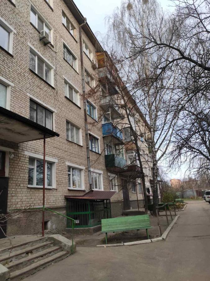2-Х Комнатная Квартира Korosten Eksteriør billede